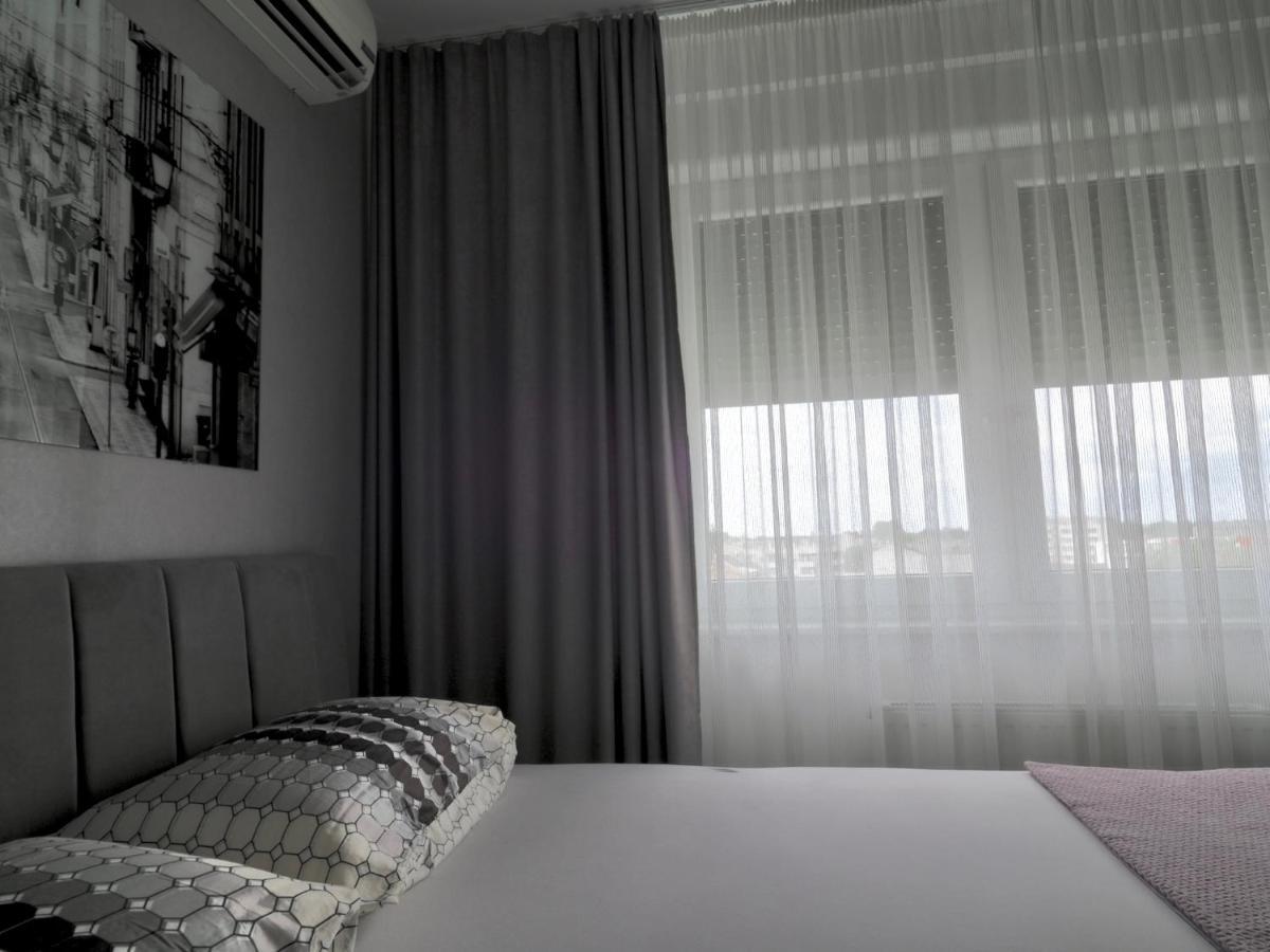 Appartement Orion Osijek-Studio Extérieur photo