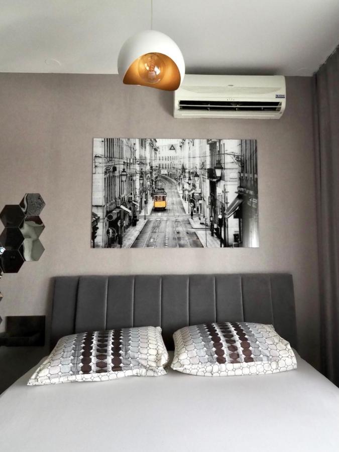Appartement Orion Osijek-Studio Extérieur photo
